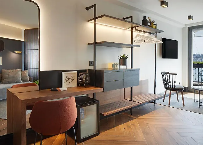 Sansebay 3* サン・セバスティアン